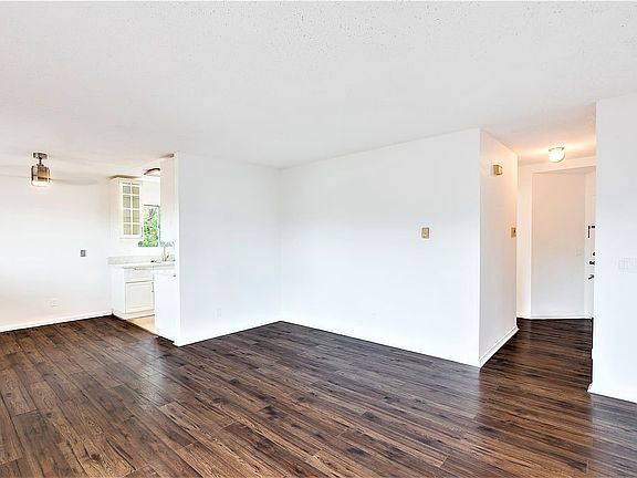 2nd image of 3424 Pueblo Ave Unit 10