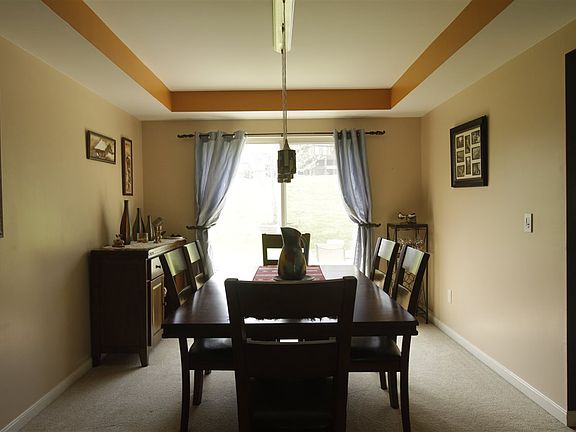 3rd image of 1653 Cherry Blossom Ct