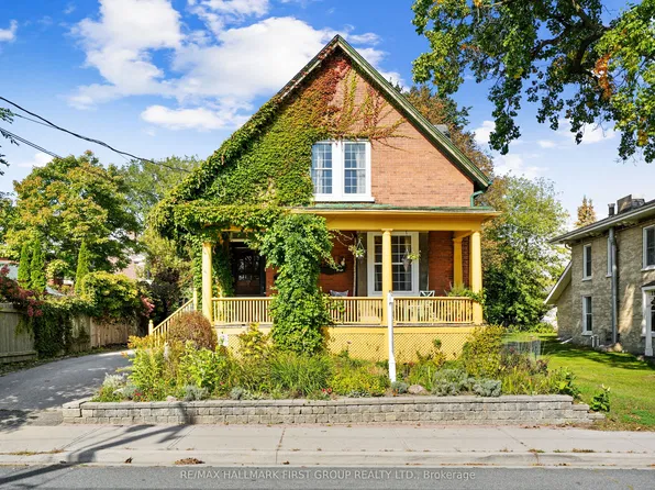 44 James St W, Cobourg, ON K9A 2J9