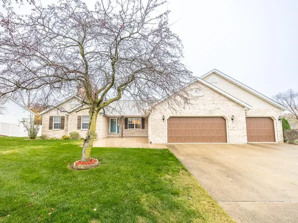 1568 Meade Dr, O Fallon, IL 62269