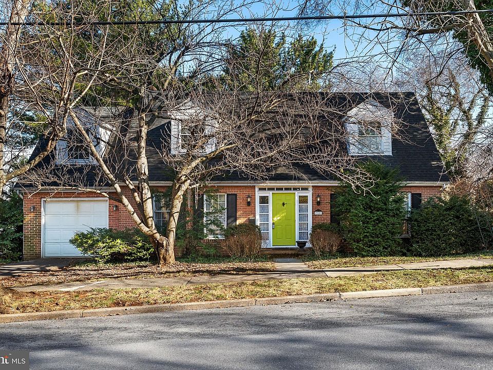 1st image of 310 Courtfield Ave