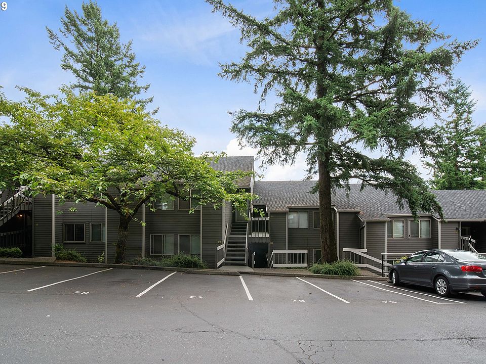 1st image of 44 Eagle Crest Dr APT 23