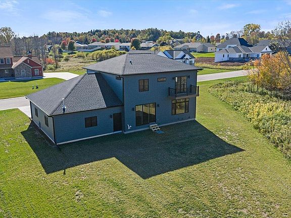 2nd image of 350 Lake Breeze WAY