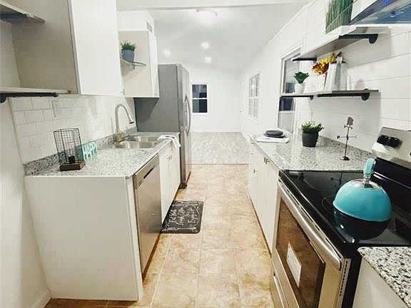4th image of 802 Seibert Ave