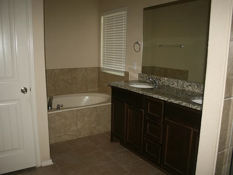 27035 Oleander Chase — Photo 28