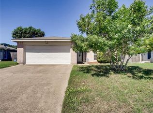 2135 Dandelion Dr, Dallas, TX 75217
