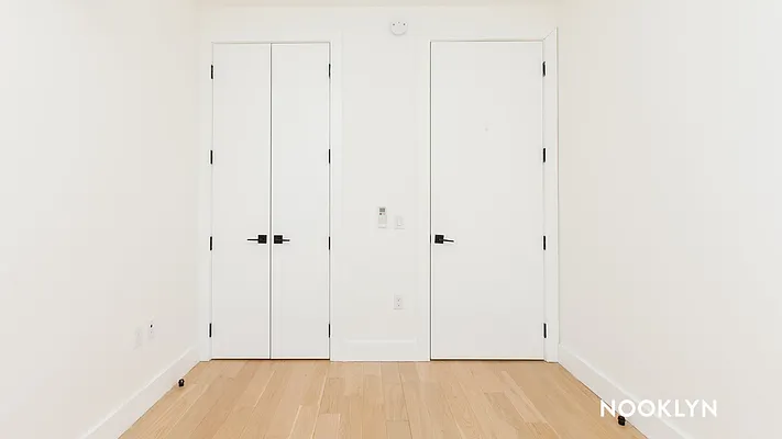 Rented by Nooklyn NYC LLC | media 44