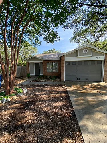 7318 Hunters Lk Photo 1