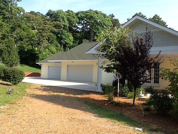 3rd image of 1733 S Seminole Dr
