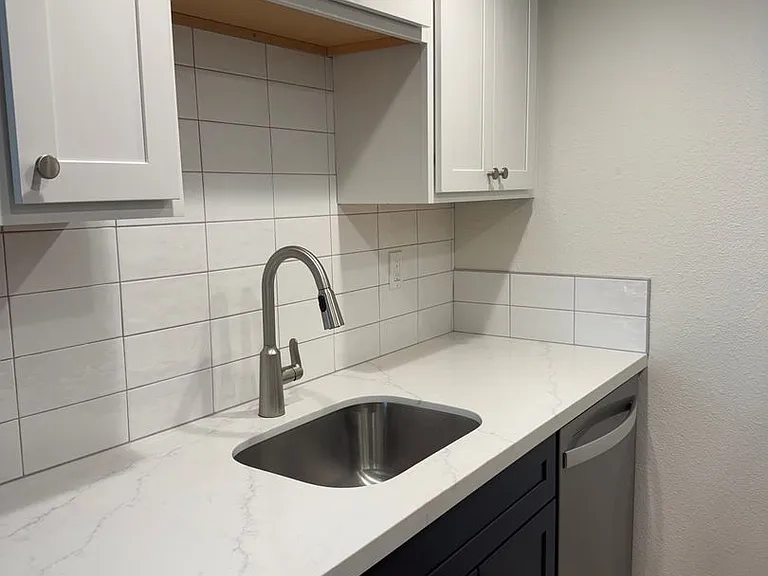 11 Crestfield Ct — Photo 7