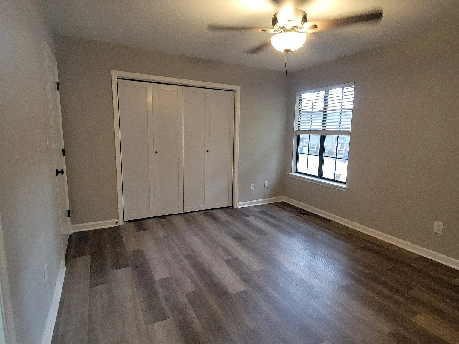 4225 The Oaks Dr — Photo 4