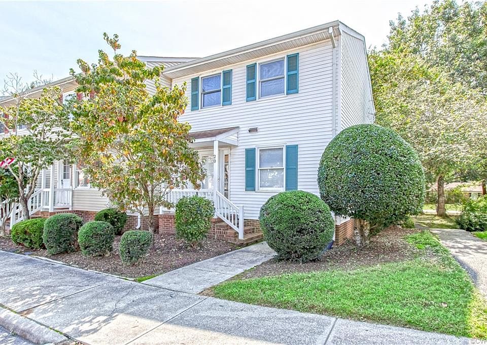 1st image of 20 Bromley Dr