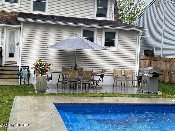 2nd image of 509 Trenton Ave