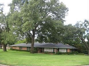 2nd image of 1300 Lewis Dr