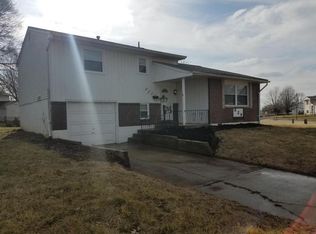 829 Higbee Dr S, Columbus, OH 43207