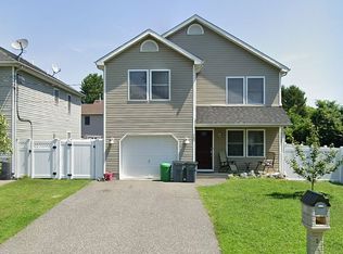 248 Center St, Keyport, NJ 07735