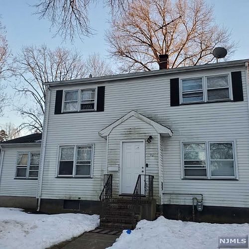 1st image of 32 Mount Washington Dr