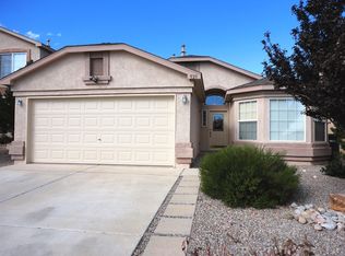 529 Sunny Meadows Dr NE, Rio Rancho, NM 87144