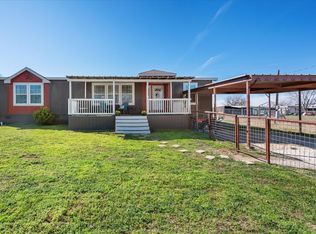 10517 Singleton Ln, Crowley, TX 76036