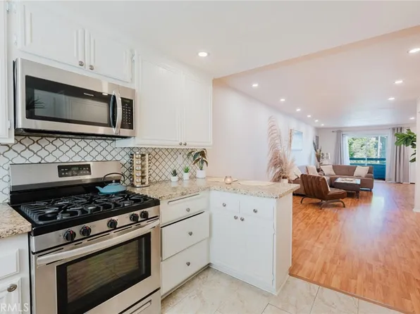 20334 Rue Crevier Unit 621, Santa Clarita, CA 91351
