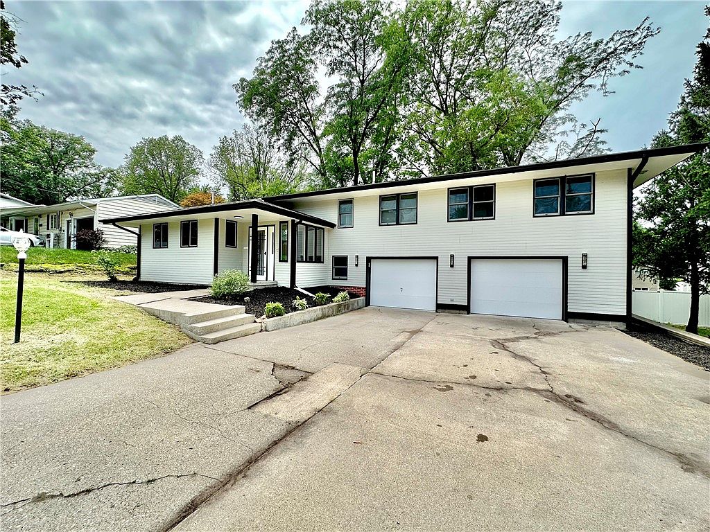 1403 W 13th St S, Newton, IA 50208 MLS 675055 Zillow