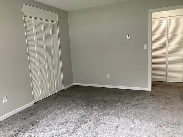 26 Greentree Ln #12 — Photo 4