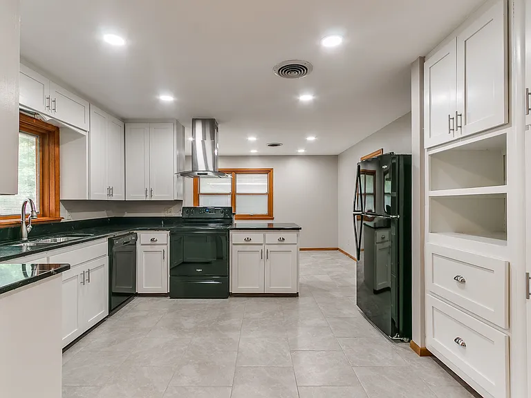 1214 Cruce St — Photo 9