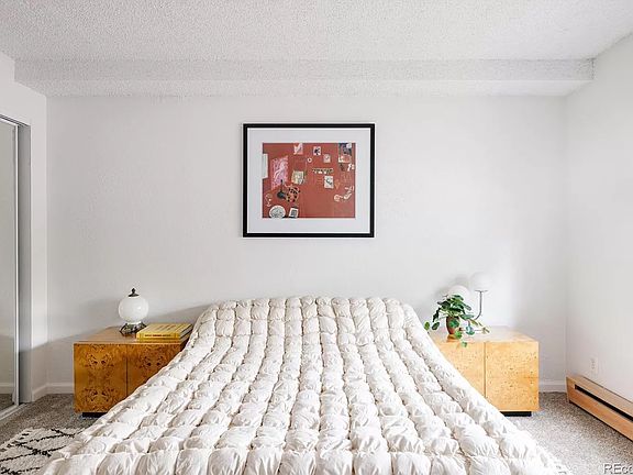 5th image of 1410 N York St APT 25