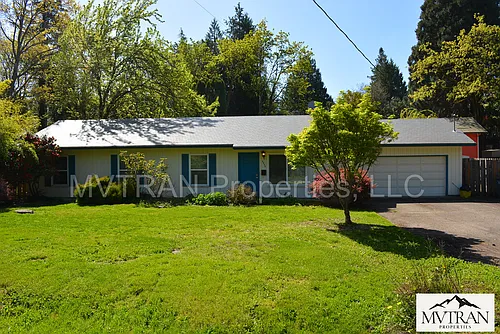 5006 SW Maplewood Rd Photo 1
