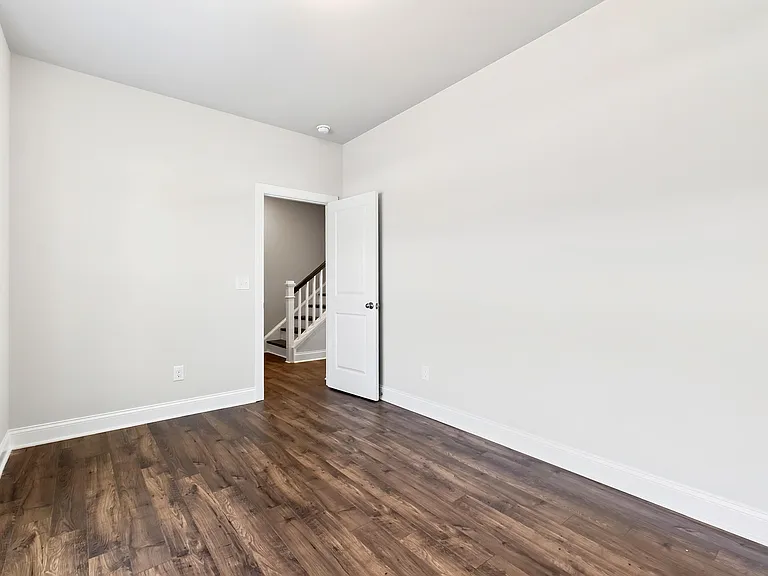 801 Portland Rose Dr — Photo 15