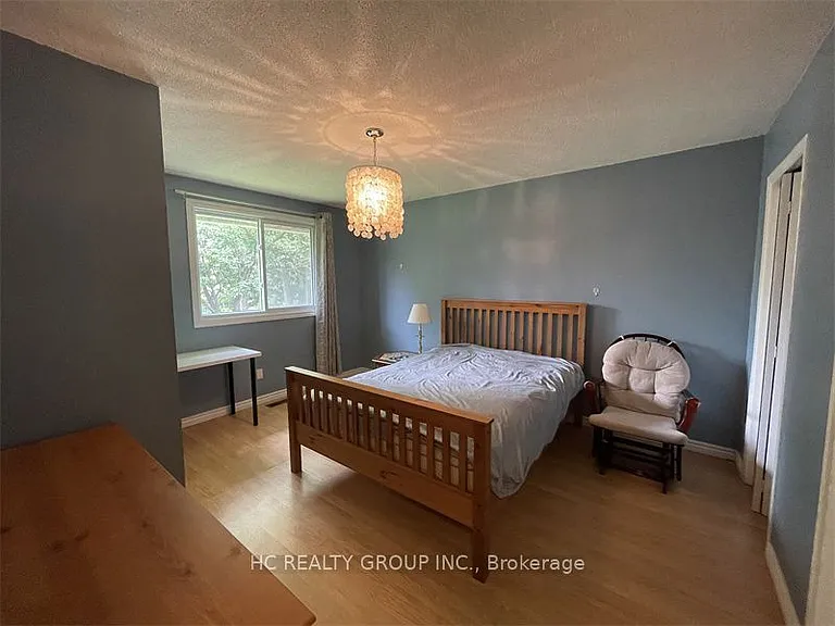 84 Daleview Cres — Photo 5