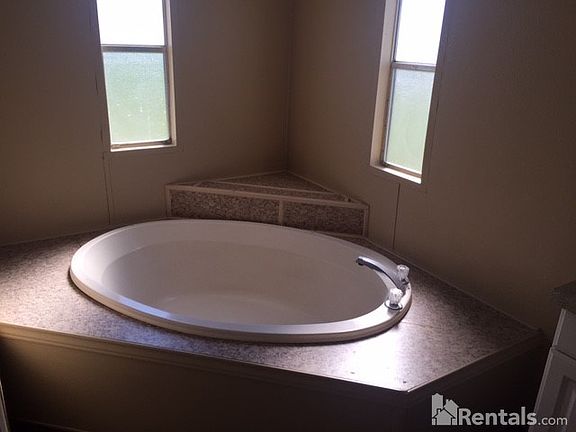 5th image of 304 Swiss Ct #181