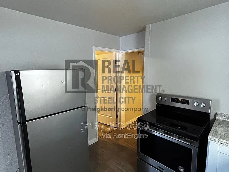 1428 E Orman Ave — Photo 6