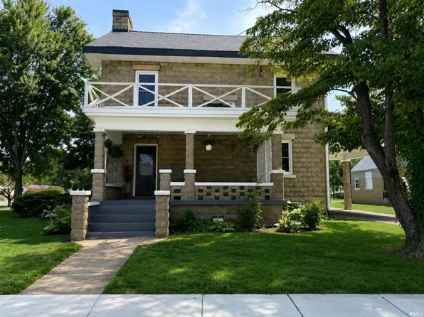 221 W Harrison St, Orleans, IN 47452
