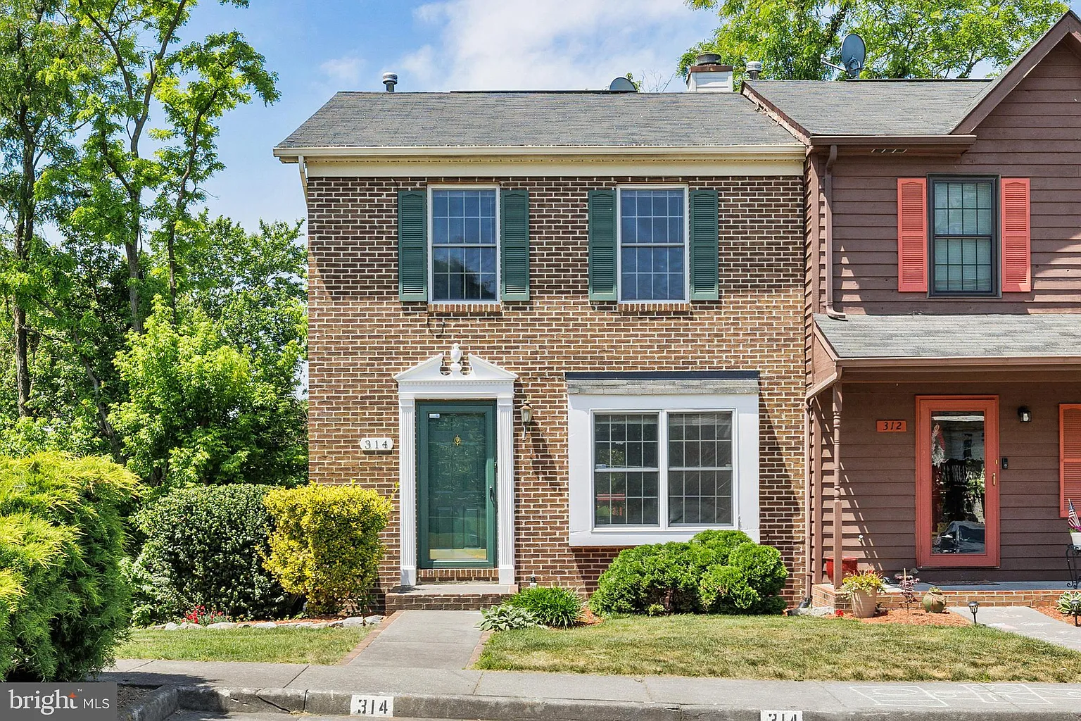 314 Tudor Dr photo 1