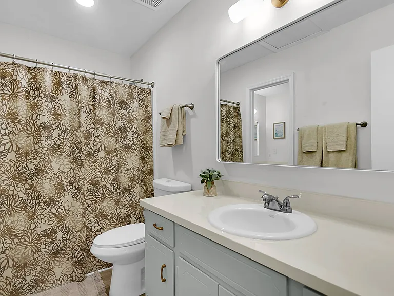 Updated Bath area