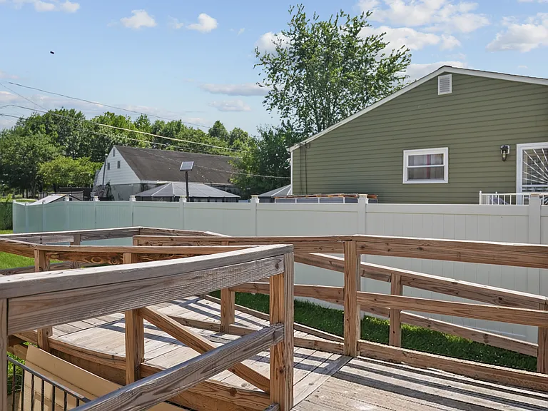 3307 Wild Cherry Rd — Photo 5
