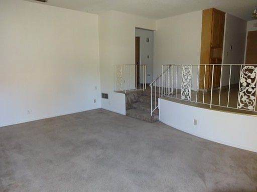 2nd image of 1805 W Shields Ave