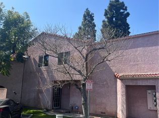 162 Racquet Club Dr, Compton, CA 90220