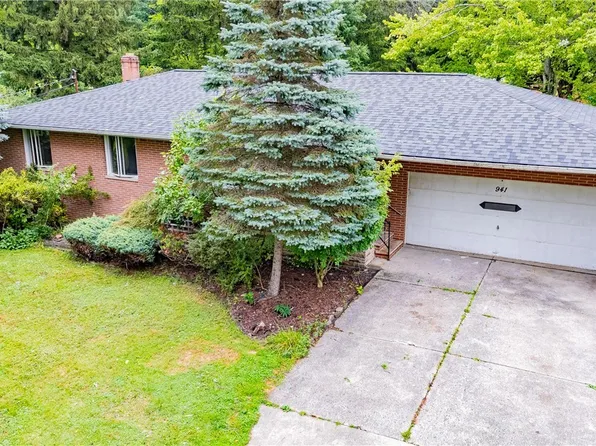 941 Archer Rd, Bedford, OH 44146