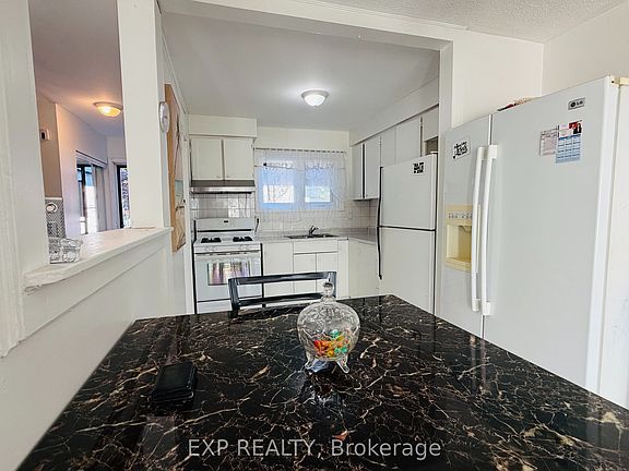 3rd image of 475 Bramalea Rd #151