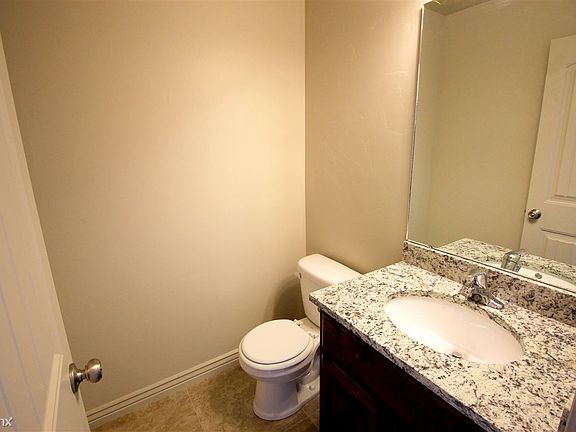4Downstairs bath
