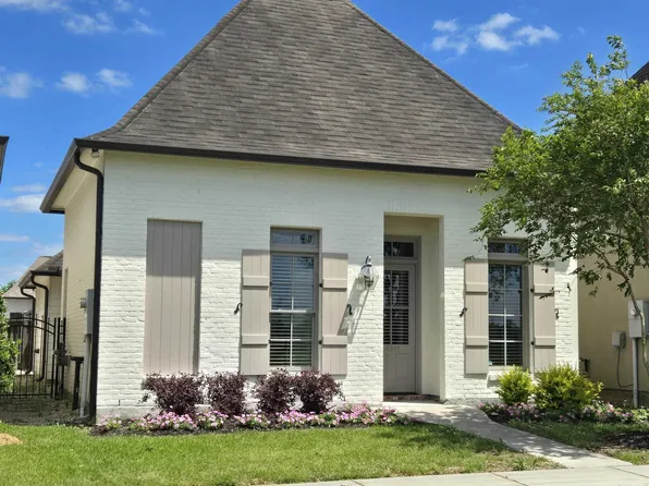 14017 Cirrus Dr, Baton Rouge, LA 70810
