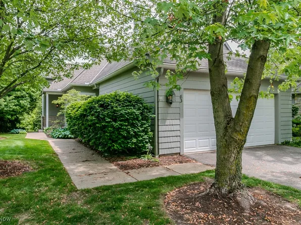 83 Haskell Dr, Bratenahl, OH 44108
