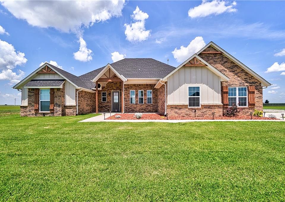 1st image of 2903 Shevlin Ln