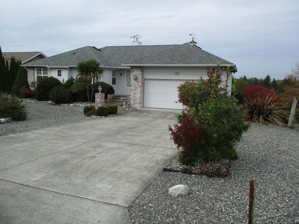1st image of 250 Brittany Ln