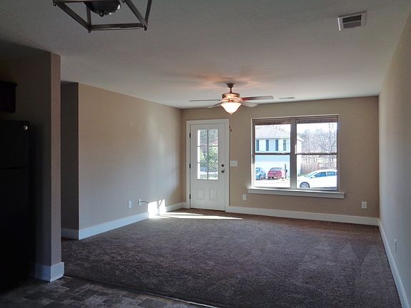 5th image of 17686 Wallace Chapel Ln