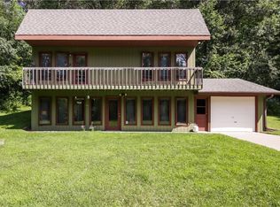 8435 Rambil Rd, Eau Claire, WI 54703