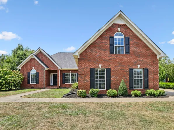 1209 Paramount Dr, Rockvale, TN 37153