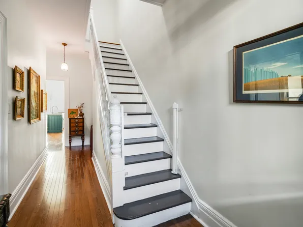 252 Jackson Street image 3 of 15